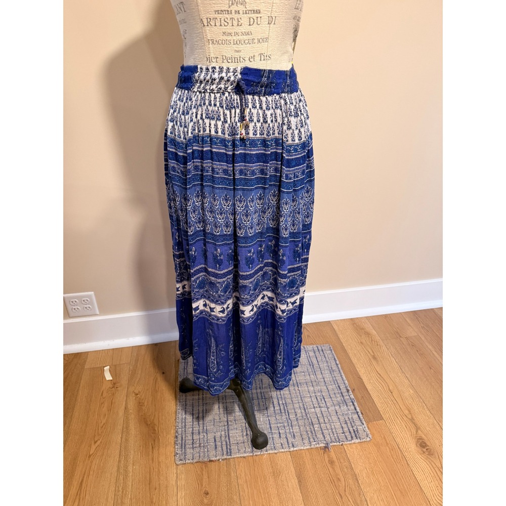 Cute Option's Women's Blue Flowy Boho‎ Skirt Size One Size